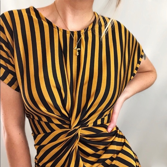 NEW HAUTE MONDE SEXY YELLOW BLACK STRIPED MIDI DRESS SZ MED ROCKABILLY PINUP - Picture 2 of 10